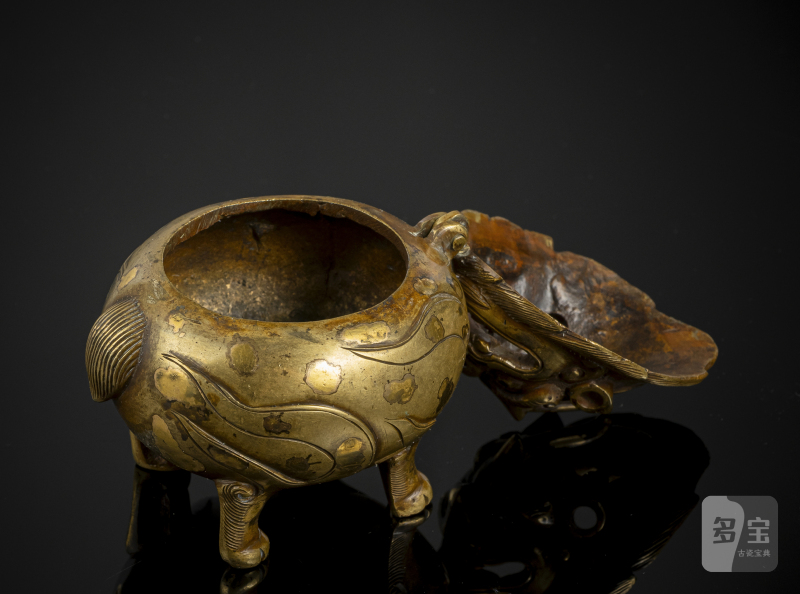 A small gold-splashed bronze censer in the shape of a Luduan - 图4
